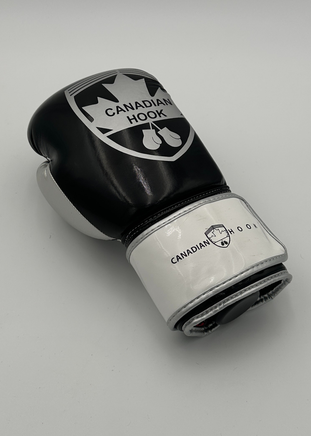 G2000 BOXING GLOVES - BLACK/SILVE/WHITE