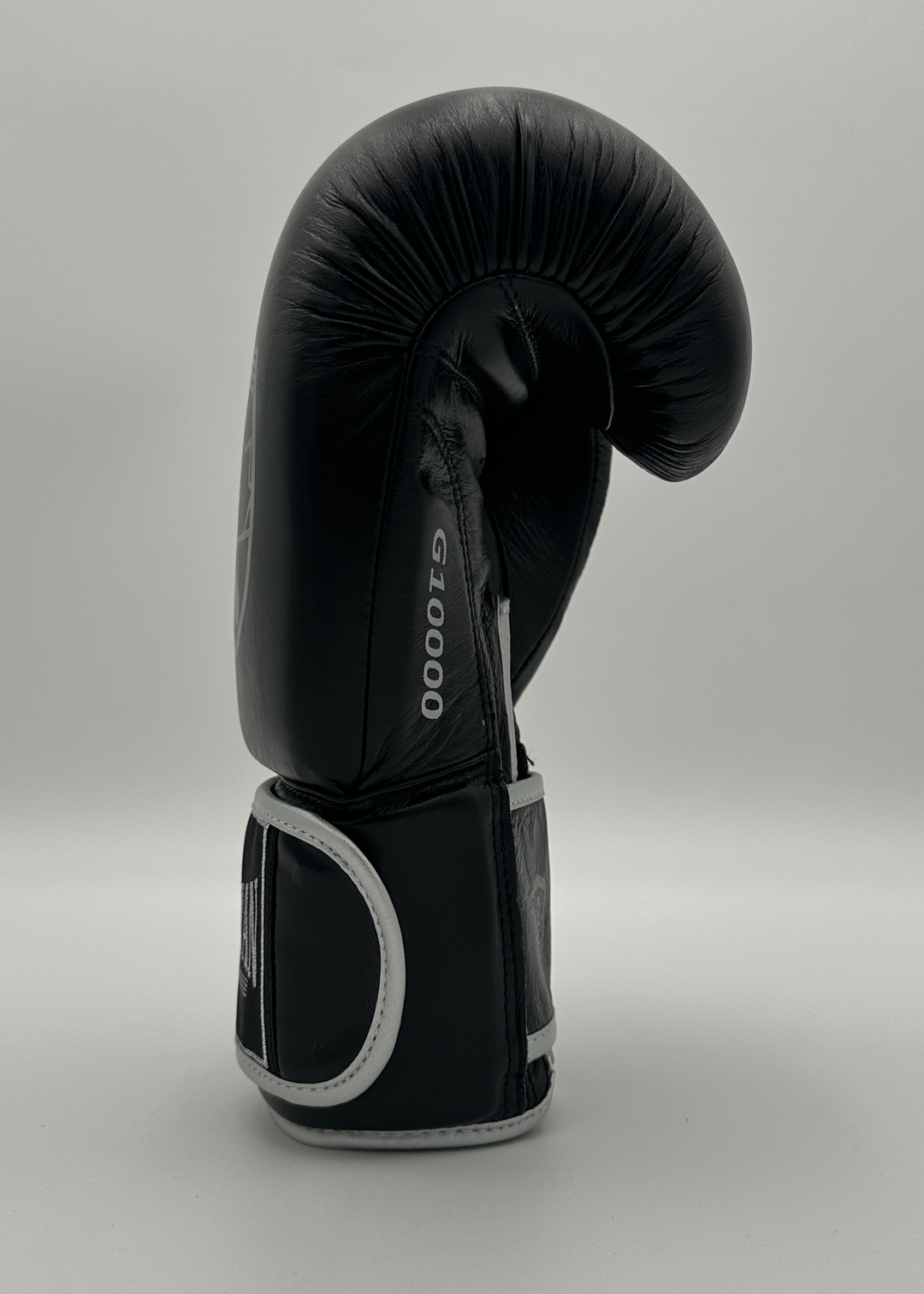 G10000 BOXING GLOVES - BLACK