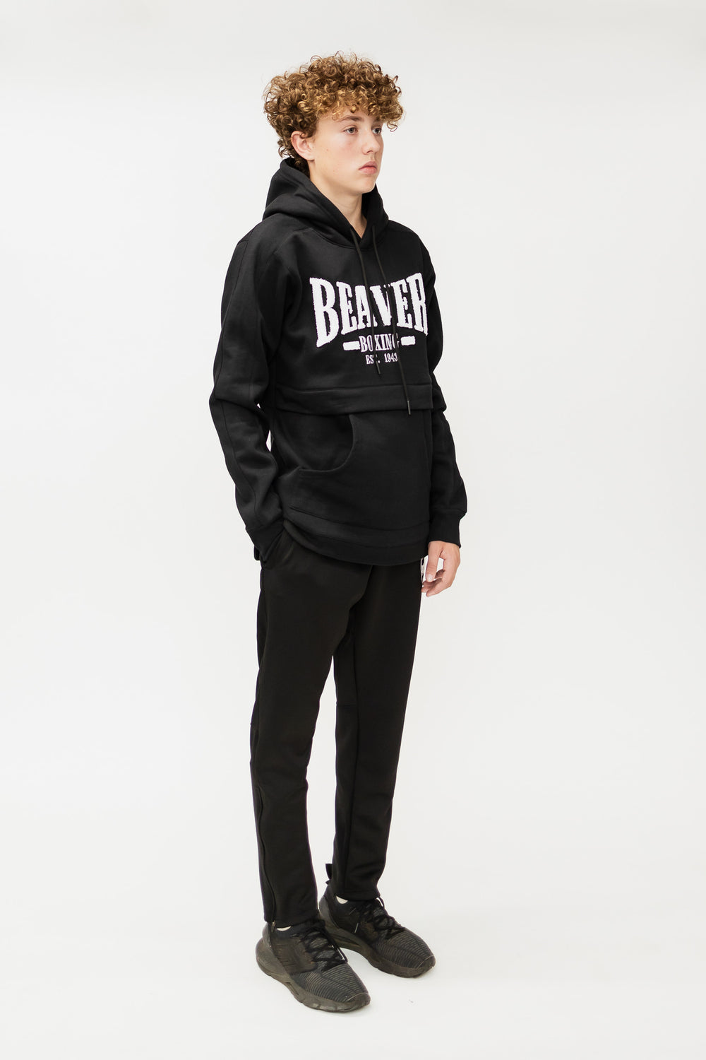 COZY HOODED SWEATSHIRT BEAVER BOXING - BLACK