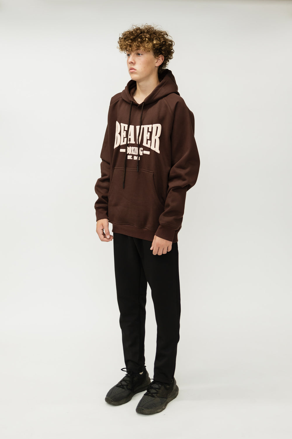 HEAVY DUTY HOODED SWEATSHIRT BEAVER BOXING - BROWN