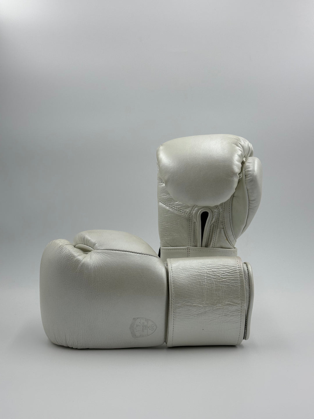 G12000 BOXING GLOVES - PEARL WHITE